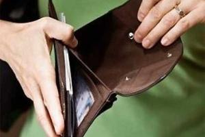 Старики из Луганска: украинской пенсии хватало, а русские деньги - как вода