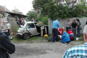 Смертельное ДТП на трассе "Харьков-Киев": два человека погибли на месте, еще трое госпитализированы