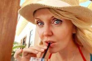 Певица Валерия порадовала поклонников свежим снимком с пляжа в Дубае