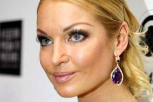 Анастасия Волочкова вызвала бурю негодования новым пикантным снимком