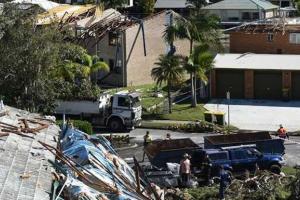 Штормовой ветер срывал крыши с домов в Австралии 