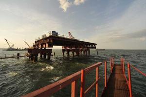 Путин строит "крымский" мост в никуда - иноСМИ