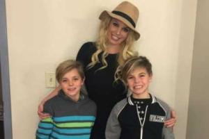 Певица Бритни Спирс проводит экстремальный отдых с детьми в Лас-Вегасе