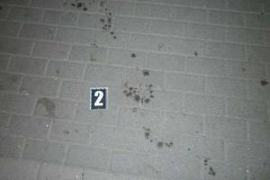 В центре Днепра ночью во время "разборки" убит мужчина, второй получил огнестрельные ранения