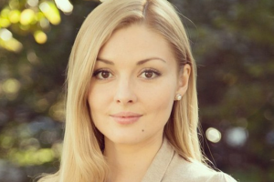 Актриса Юлия Латышева борется с онкологическим заболеванием