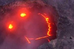 Видео "улыбающегося" вулкана стало хитом Сети