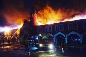 В Москве 72 подразделения тушили пожар в здании бывшего пивзавода 