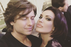 Прохор Шаляпин с новой невестой снялся в пикантной фотосессии