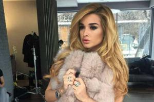 Телеведущая Ксения Бородина показала, как она выглядит без макияжа