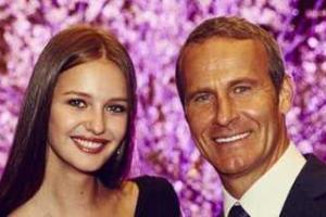 Возлюбленная миллиардера Доронина появилась на публике после рождения ребенка