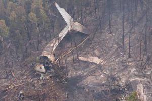 Спасатели МЧС РФ обнаружили тела всех погибших летчиков разбившегося "Ил-76"