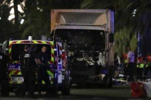 Потерявшийся во время теракта в Ницце младенец возвращен родителям