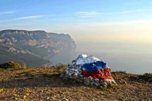 Реалии Крыма: провал "российского экономического чуда" и тоска по Украине