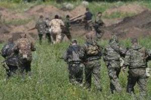 Силовики "ЛНР", опасаясь бунта, изымают у местного населения оружие и проводят аресты