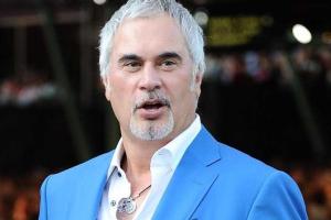 Многодетный отец Валерий Меладзе отдыхает с дочерьми во Франции