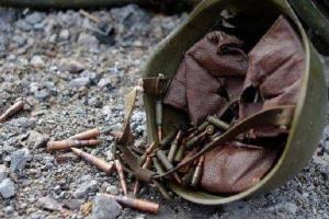 В блиндаже для отдыха личного состава боевиков "ДНР" рванул боекомплект: 6 боевиков погибли