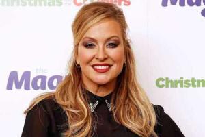 Победившая рак певица Анастейша вновь вышла на публику