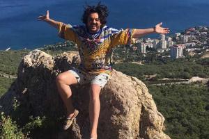 Филипп Киркоров в Евпатории получил в подарок миниатюрный замок "Ласточкино гнездо"