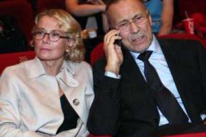 Медики сообщили об улучшении состояния дочери Кончаловских