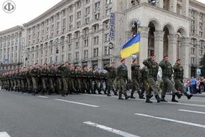 Касьянов: зачем весь этот пафос, военный парад, когда враг у ворот, и надо заниматься настоящей мужской работой?