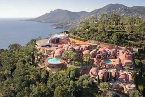 В сети появились снимки изнутри самого дорого особняка в мире