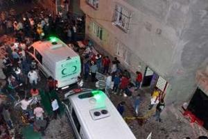 В сеть попало видео момента кровавого взрыва на свадьбе в Турции