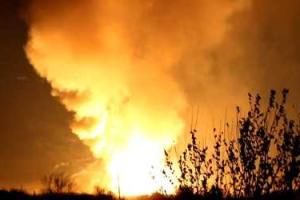 Ночной Донецк сотрясается от "прилетов": снаряды попадают по жилым районам