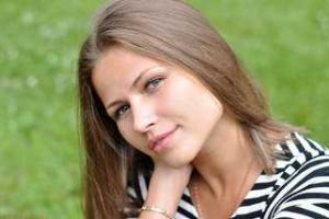 Актриса Юлия Топольницкая снялась в новом клипе группы "Ленинград"