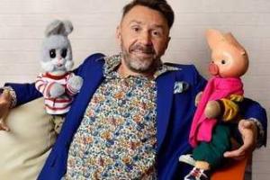 Скандальный лидер группы "Ленинград" Сергей Шнуров спел песню для детей