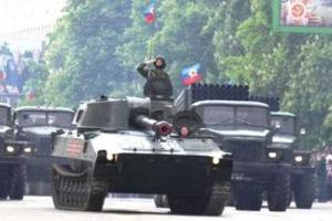 Жительница Луганска: митинговавшие за "ЛНР" выехали, а мы разгребаем