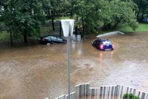 Соцсети высмеяли фото затопленной после ливня Москвы: Операция НАТО прошла успешно!