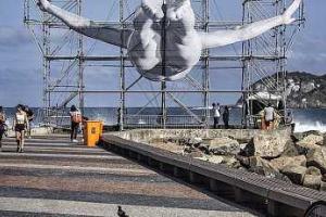 Французский художник в честь Олимпийских игр установил в Рио потрясающие инсталляции