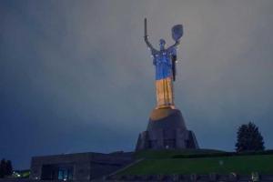 Портников: Украина – воюющее государство. С этим придется жить долго
