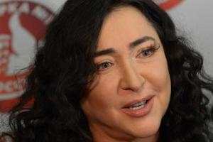 Лолита Милявская показала, как отдыхают на российском курорте люди "без особого достатка"