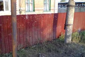 Боевики открыли огонь по Торецку: повреждены жилые дома