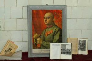 Казанский: Мавзолей Котовского. Зачем в Украине продолжают издеваться над прахом красного командира?