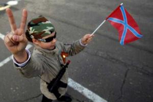 На Донбассе жестко "протроллили" сепаратистов: появились веселые листовки