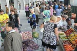 Житель Донецка возмущен: Опять на рынках грязь, бардак и "чурки" вновь вернулись