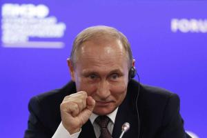 Путин уверяет, что хочет видеть Украину "сильной и независимой" и будет все для этого делать