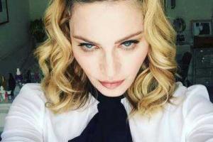 Вездесущие папарацци подловили Мадонну в пикантной ситуации