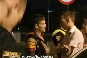 В Киеве пьяный лихач влетел в автомобиль Надежды Савченко