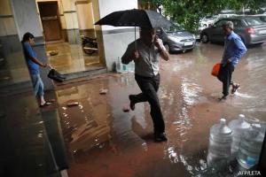 На Францию обрушились ливни c грозами: реки вышли из берегов, города подтоплены