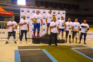 В Мариуполе выбрали самого сильного человека Украины: победу вырвал киевлянин