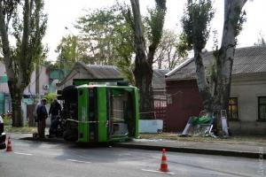 В Одессе перевернулась маршрутка с пассажирами: есть пострадавшие, жертв нет