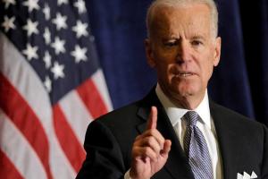 Байден: Украина предоставит Донбассу специальный статус