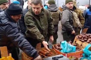 В Донецке боевики продолжают "отжимать" рынки, Захар гребет все под себя - соцсети