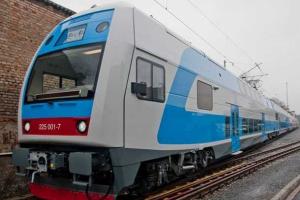 В первый рейс из Харькова в Киев отправляется скоростной двухсистемный поезд "Skoda"