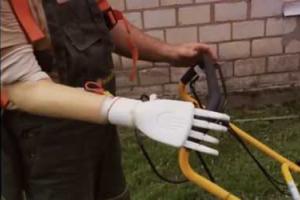 В Минске программист спроектировал и напечатал на 3D-принтере функциональный протез руки