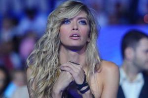 Вера Брежнева во время своего концерта призналась в любви Константину Меладзе