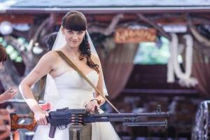 Вдова боевика "Моторолы" попала в историю с мошенничеством